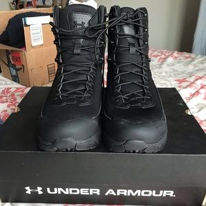 BRAND NEW UNDER ARMOUR MENS BOOTS